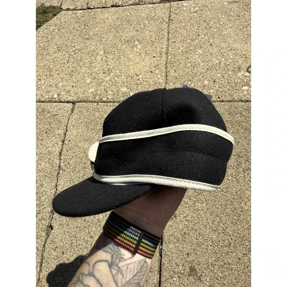 Original Stormy‎ Kromer Cap SK Pedal Pusher White Black NWT 6 5/8 Hat